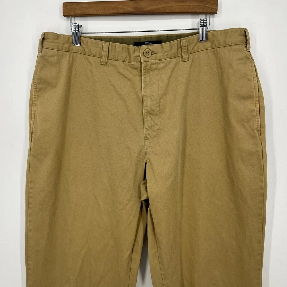 Tommy Hilfiger Pants Men's Size 38x32 Beige Khaki‎ Flat Front Solid